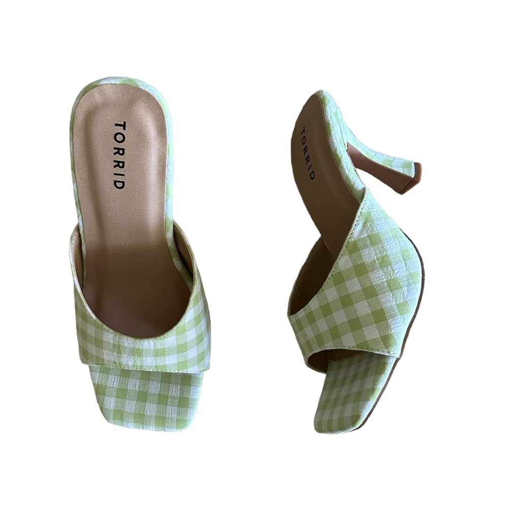 Torrid Light Green & White Gingham Kitten Heels Size 7.5 NWOT